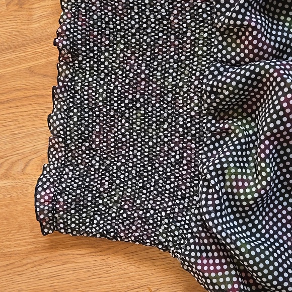 Reversible Coverup - Picture 3 of 5